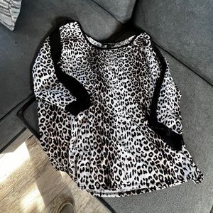 Leopard print top